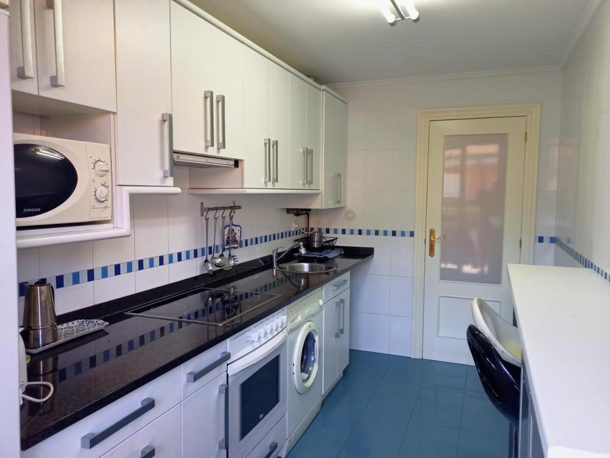 ラマレス・デ・ラ・ビクトリアLa Casita De Diana Ramales, Plaza Garaje Incluidaアパートメント エクステリア 写真